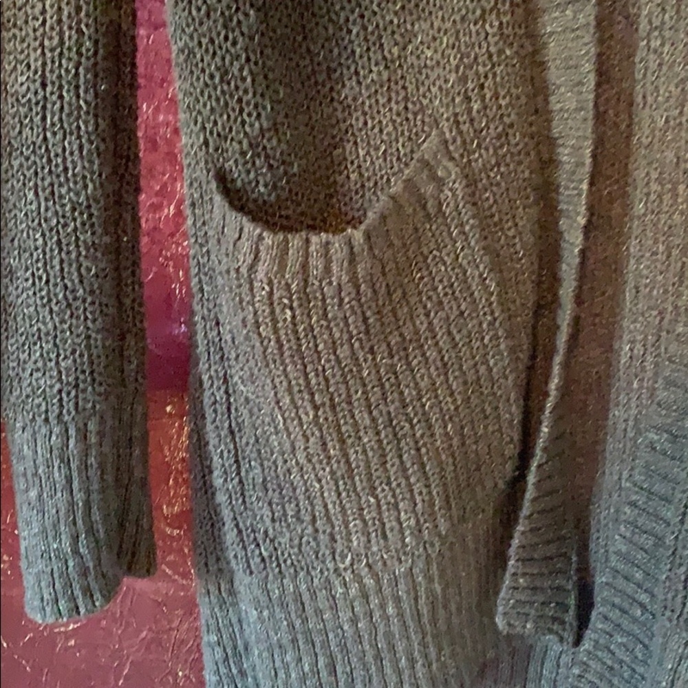 Cardigan - Picture 3 of 3